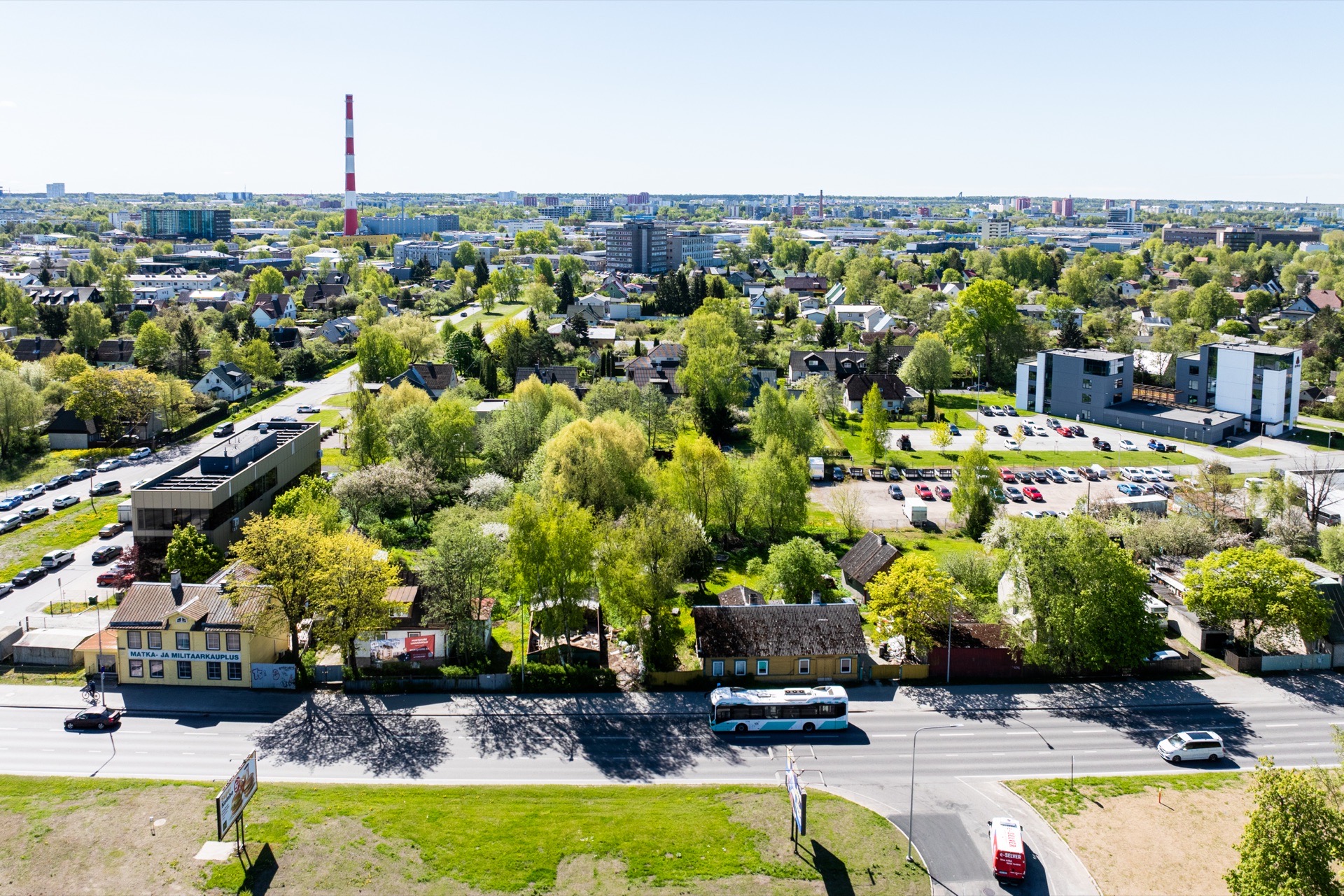 Mustjuure linnakodud — Drooni-fotod piirkonnast, pilt 3
